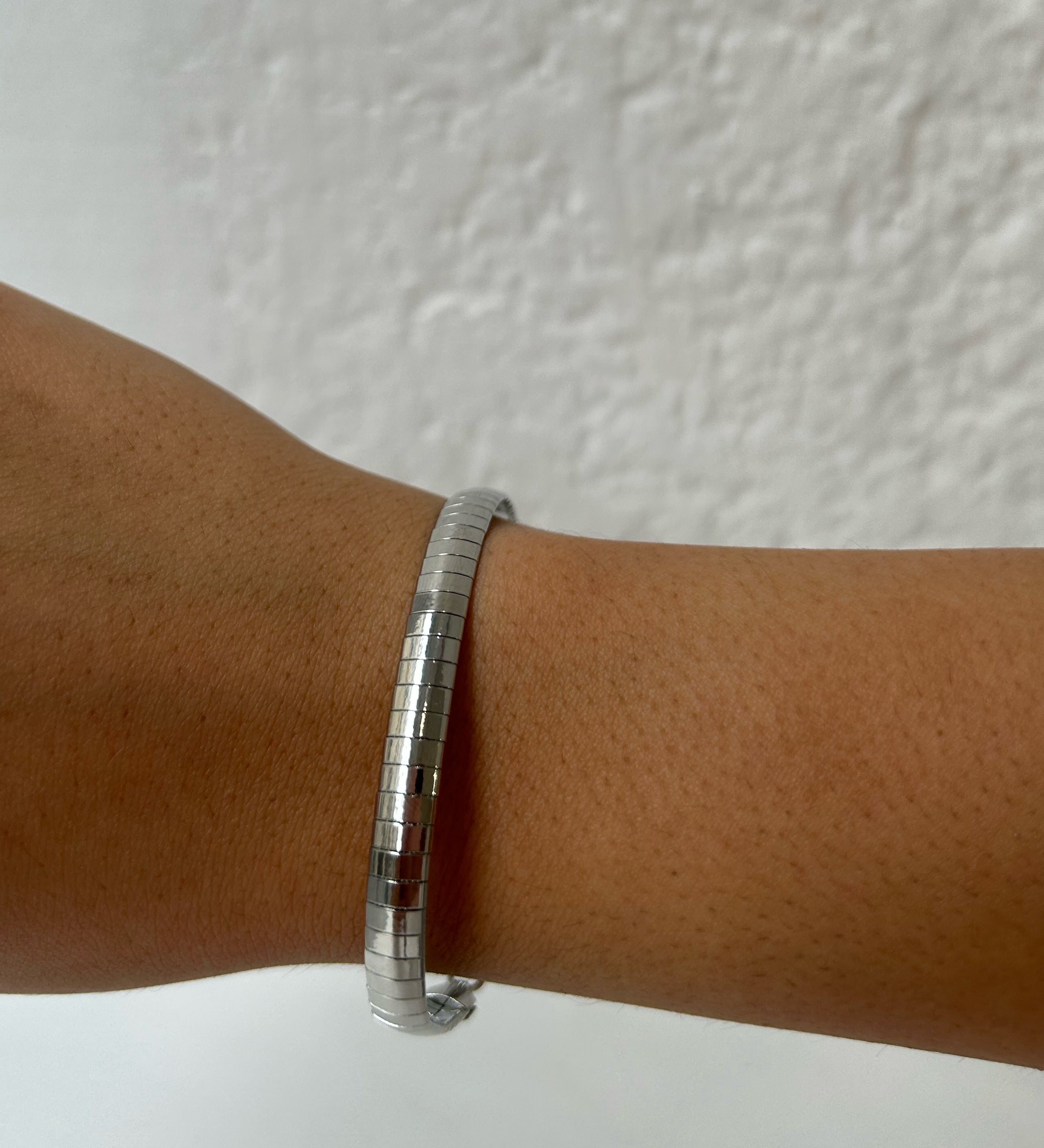 Pulsera mosca