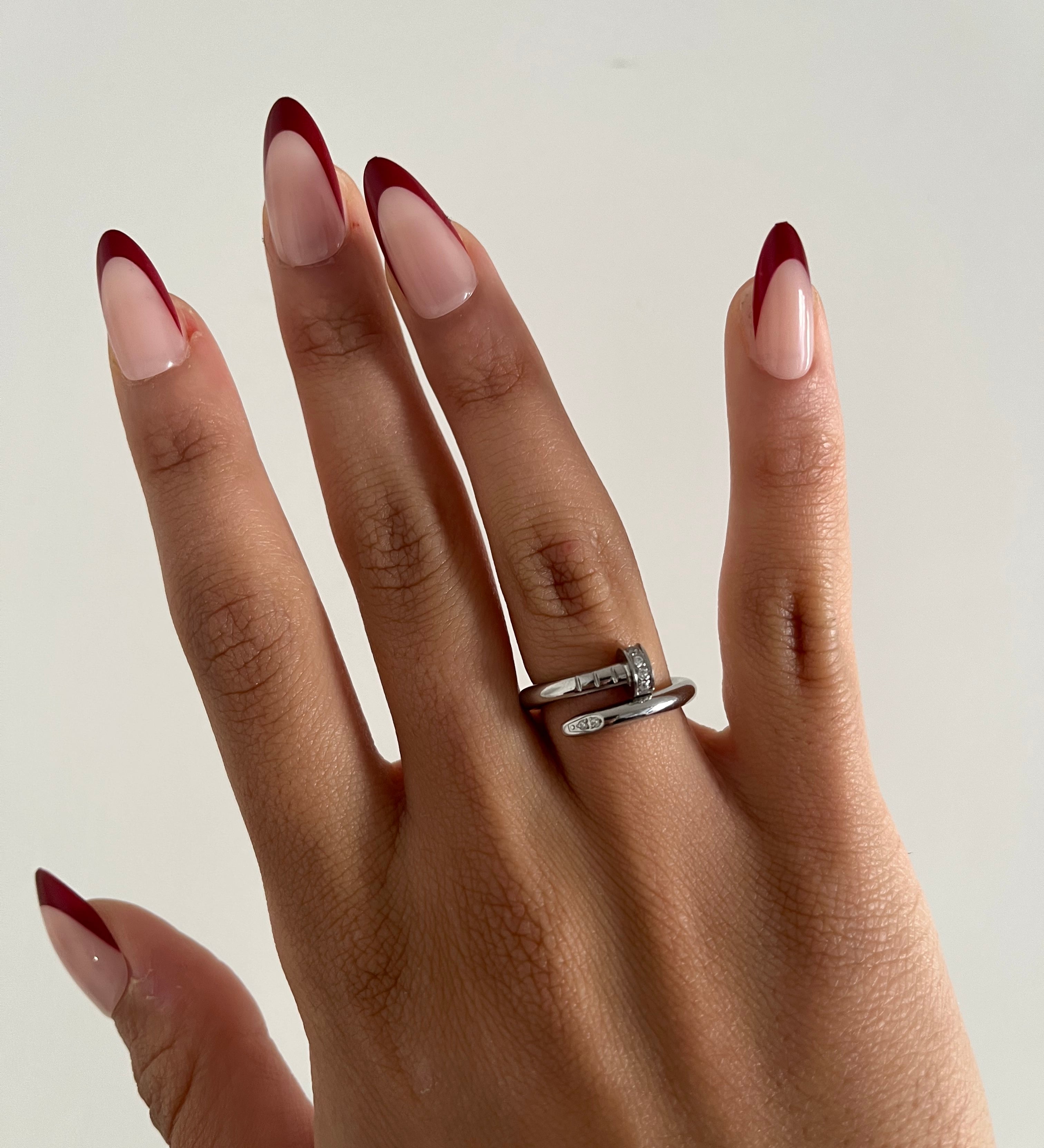 Bague clou
