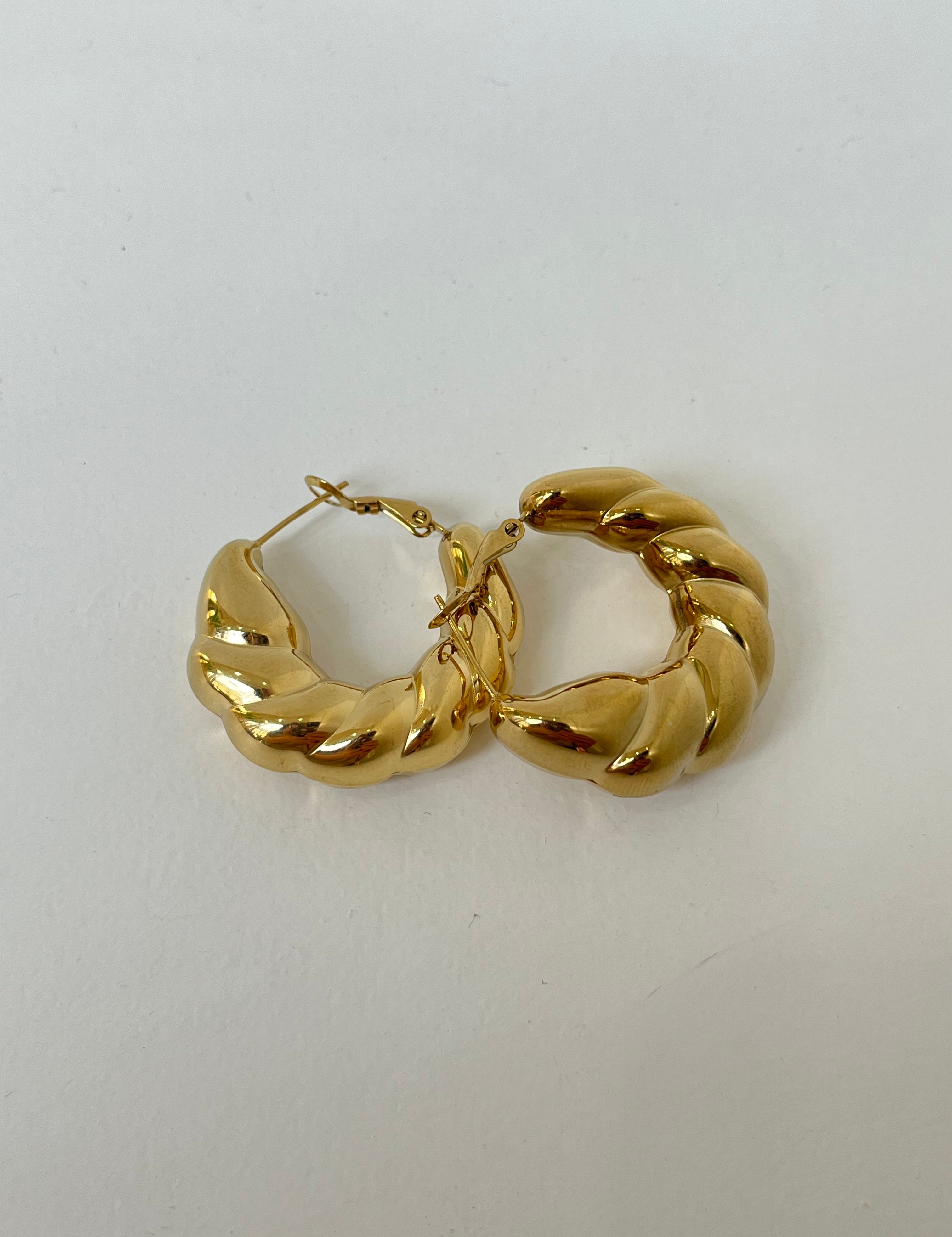 Boucle d’oreille Haudacieuse doré en acier inoxydable 316L Ordiajade, résistant à l’eau et hypoallergénique