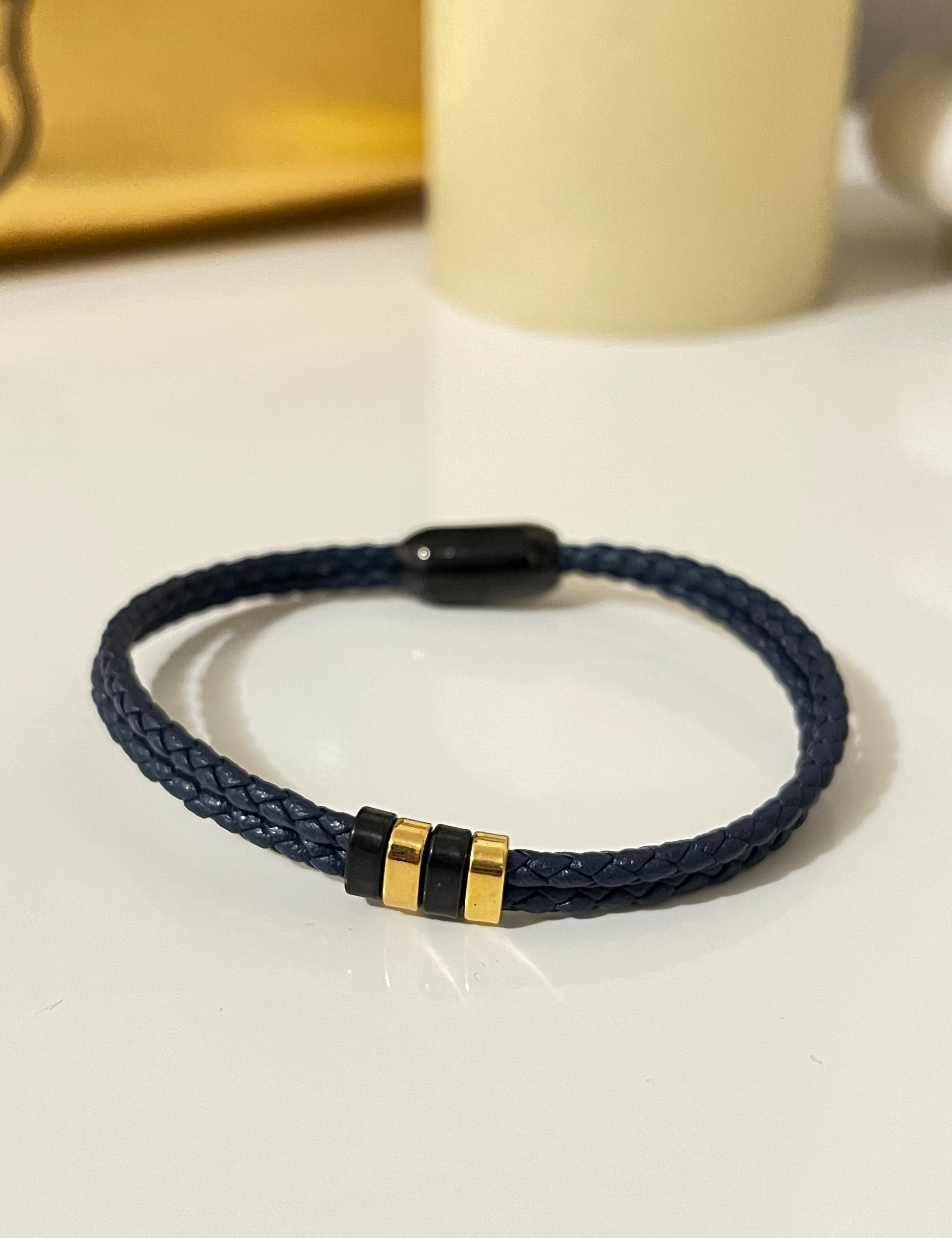 Bracelet homme Marcelus en cuir tressé bleu à anneaux dorés - Ordiajade