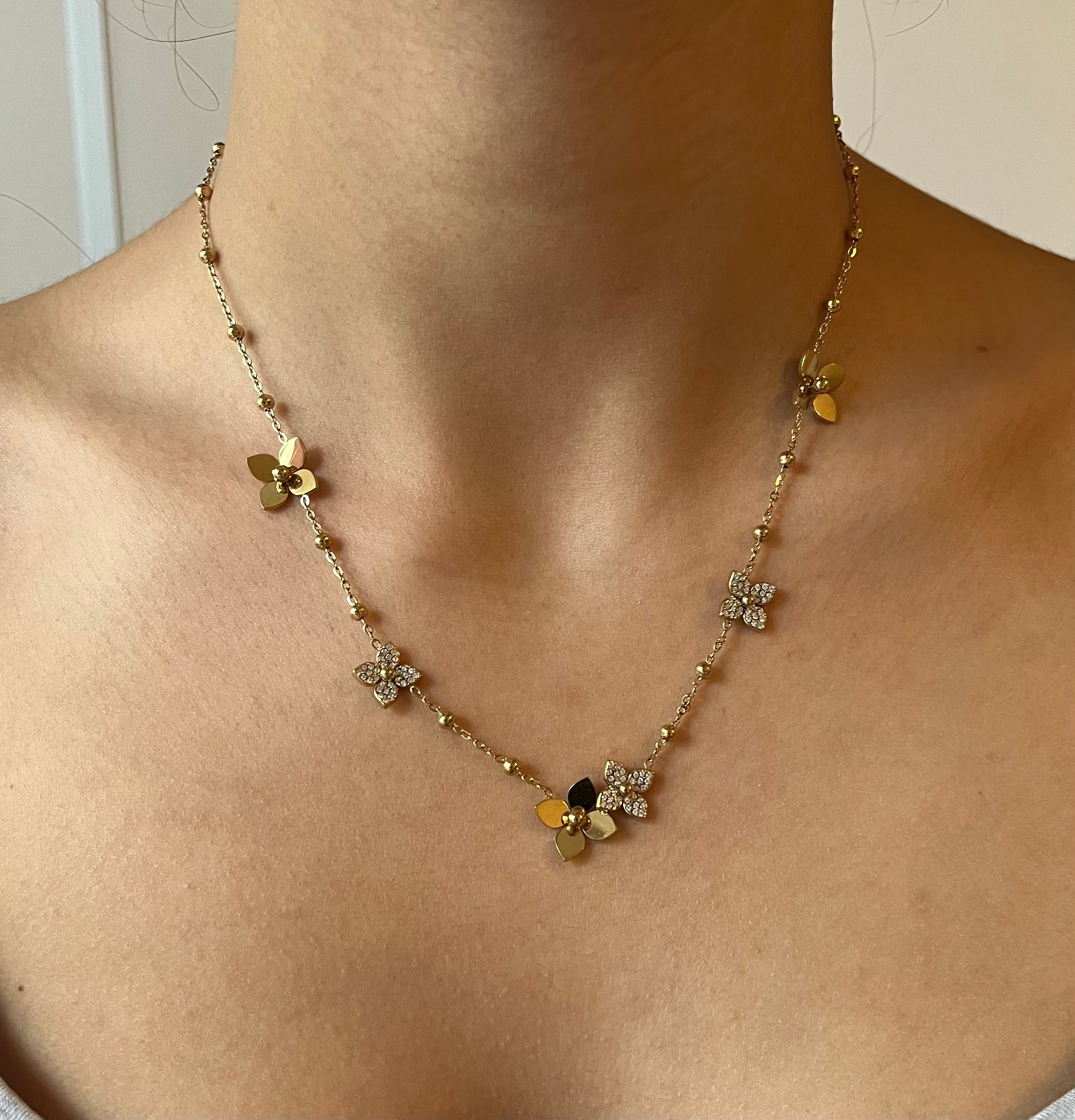 Collier Jina femme floral en acier inoxydable Ordiajade