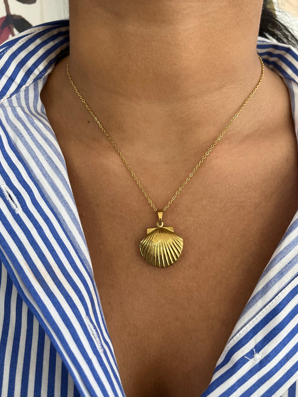 Collier secret de la mer ( Tu peux mettre quelque chose dans le coquillage 🤫)