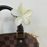 Season Mat White Hair Clip