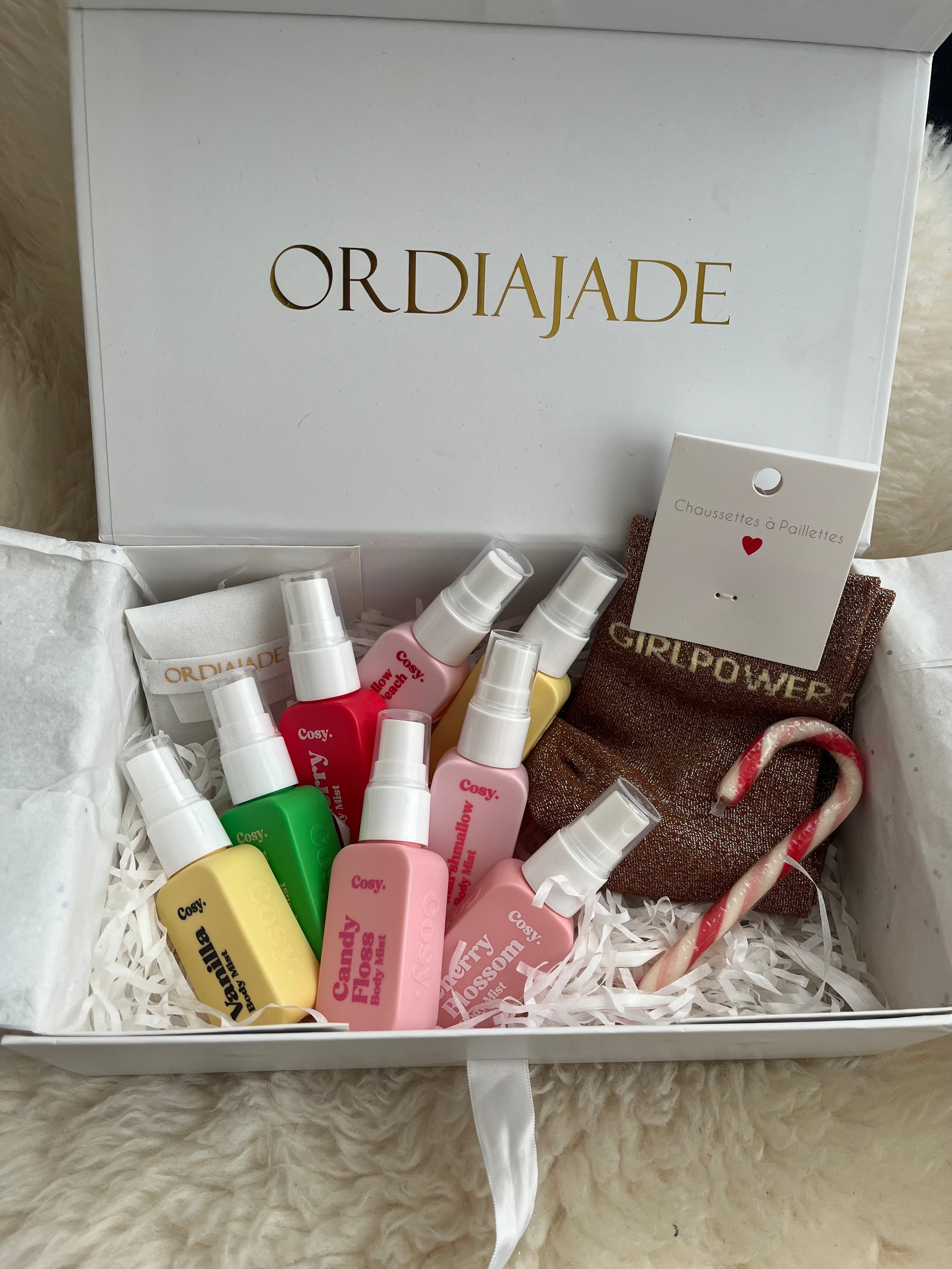 Boxe bijoux parfum chaussettes sucre d’orge