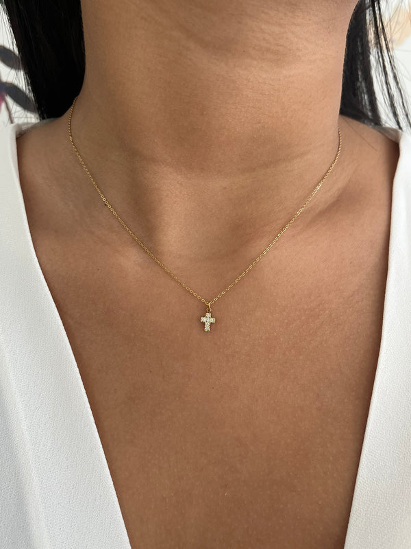 Candice cross necklace