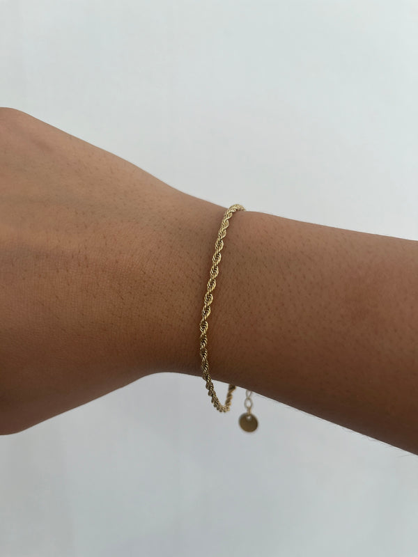 Bracelet  Simple  (existe en Doré ou Argenté)