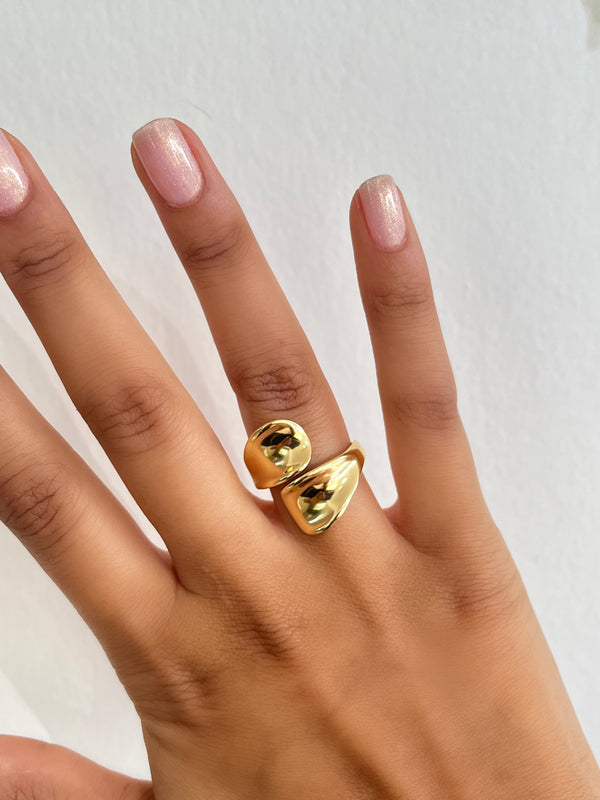 Bague Nua ( existe en argenté ou doré)