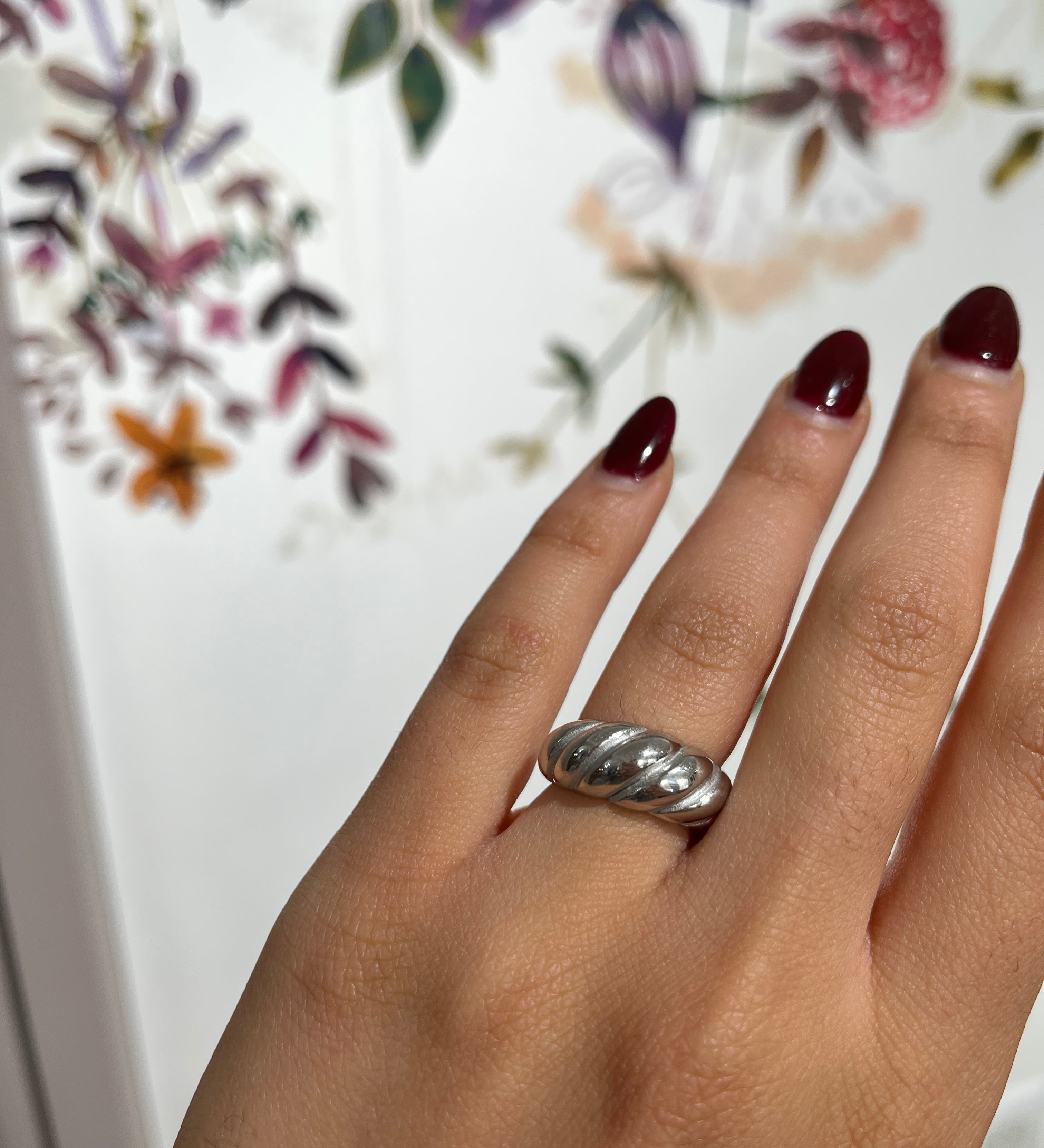 Maisie ring