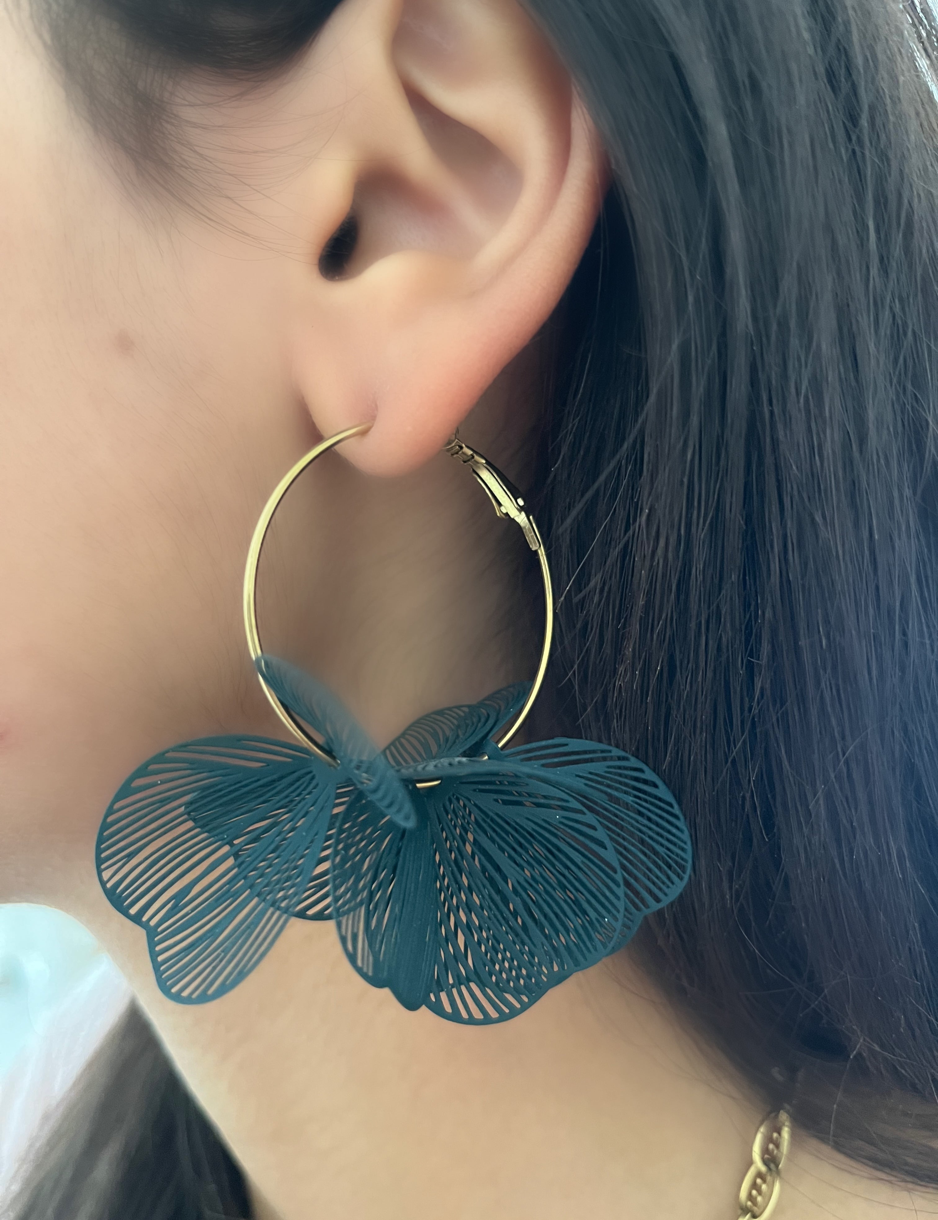 Boucle d’oreille Paven  vert et doré en acier inoxydable 316L Ordiajade, résistant à l’eau et hypoallergénique