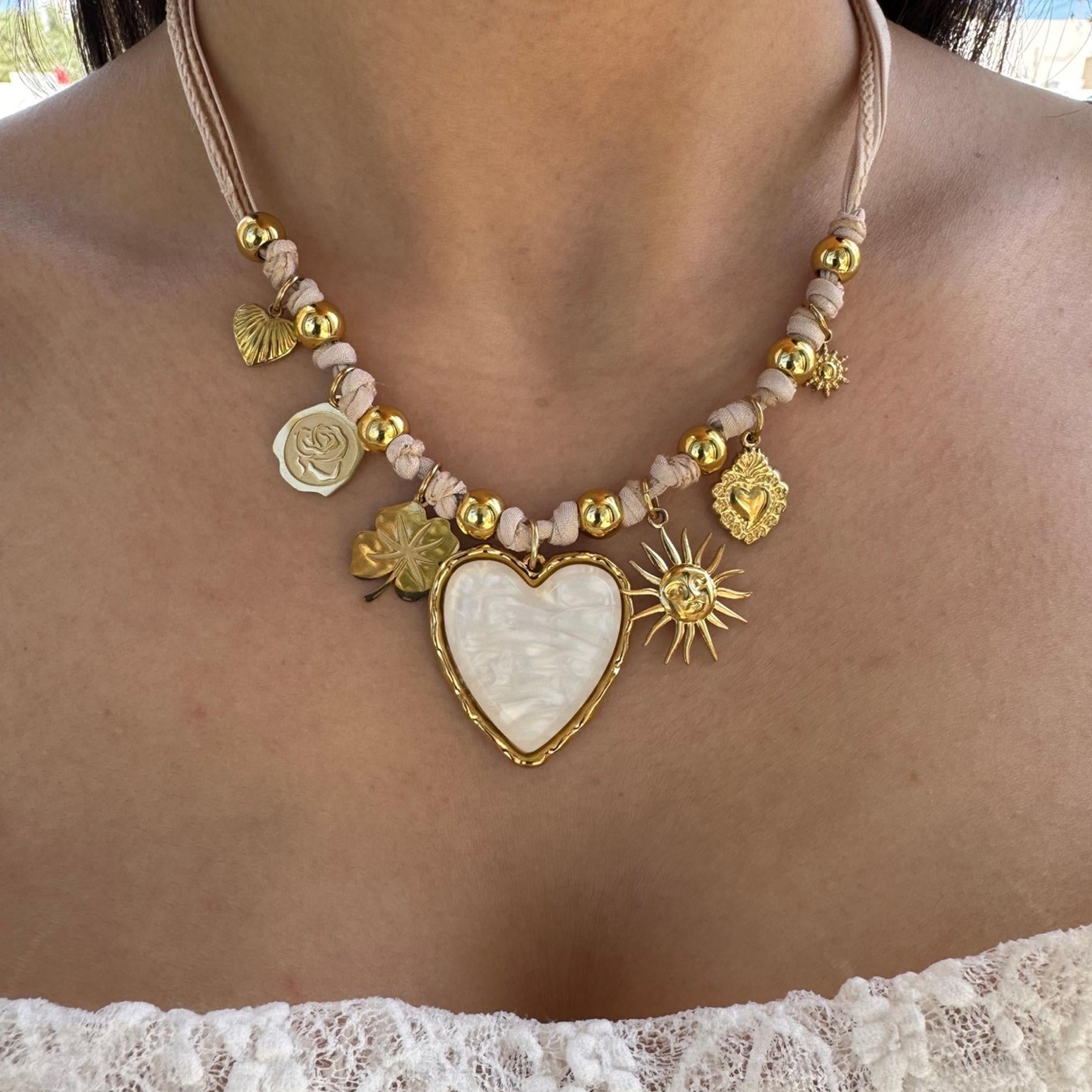  Collier Celina  doré en acier inoxydable  316L et tissu  Ordiajade, résistant à l’eau et hypoallergénique