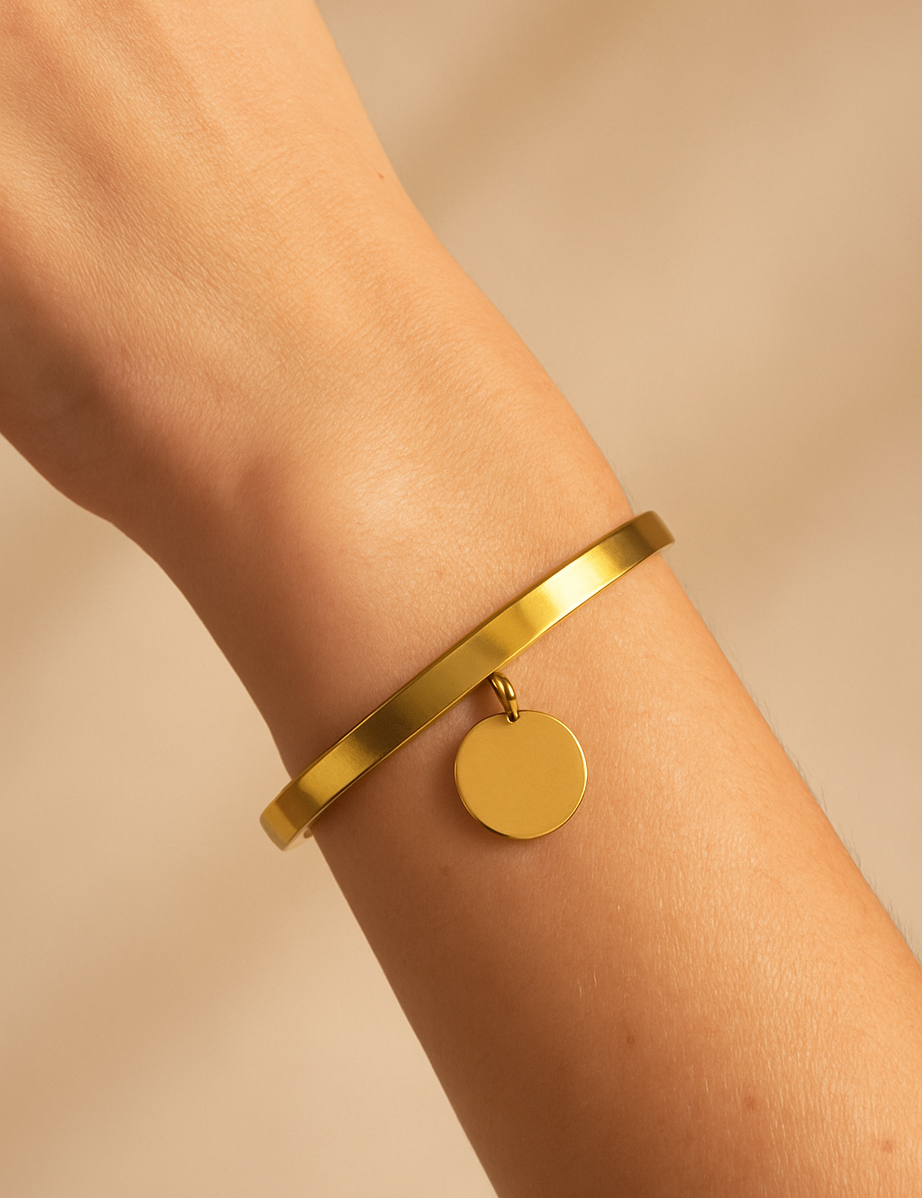 Bracelet Calla doré en acier inoxydable 316L Ordiajade, waterproof et hypoallergénique

