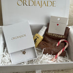 Boxe cadeau Noël saint Valentin bijoux parfum chaussettes 