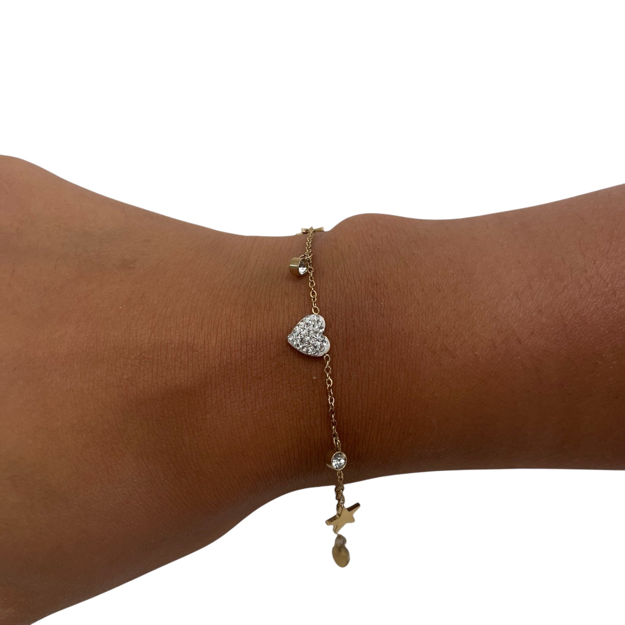 Bracelet Cœur d'Étoile doré à cœur pavé, étoiles et pierres suspendues, porté - Ordiajade