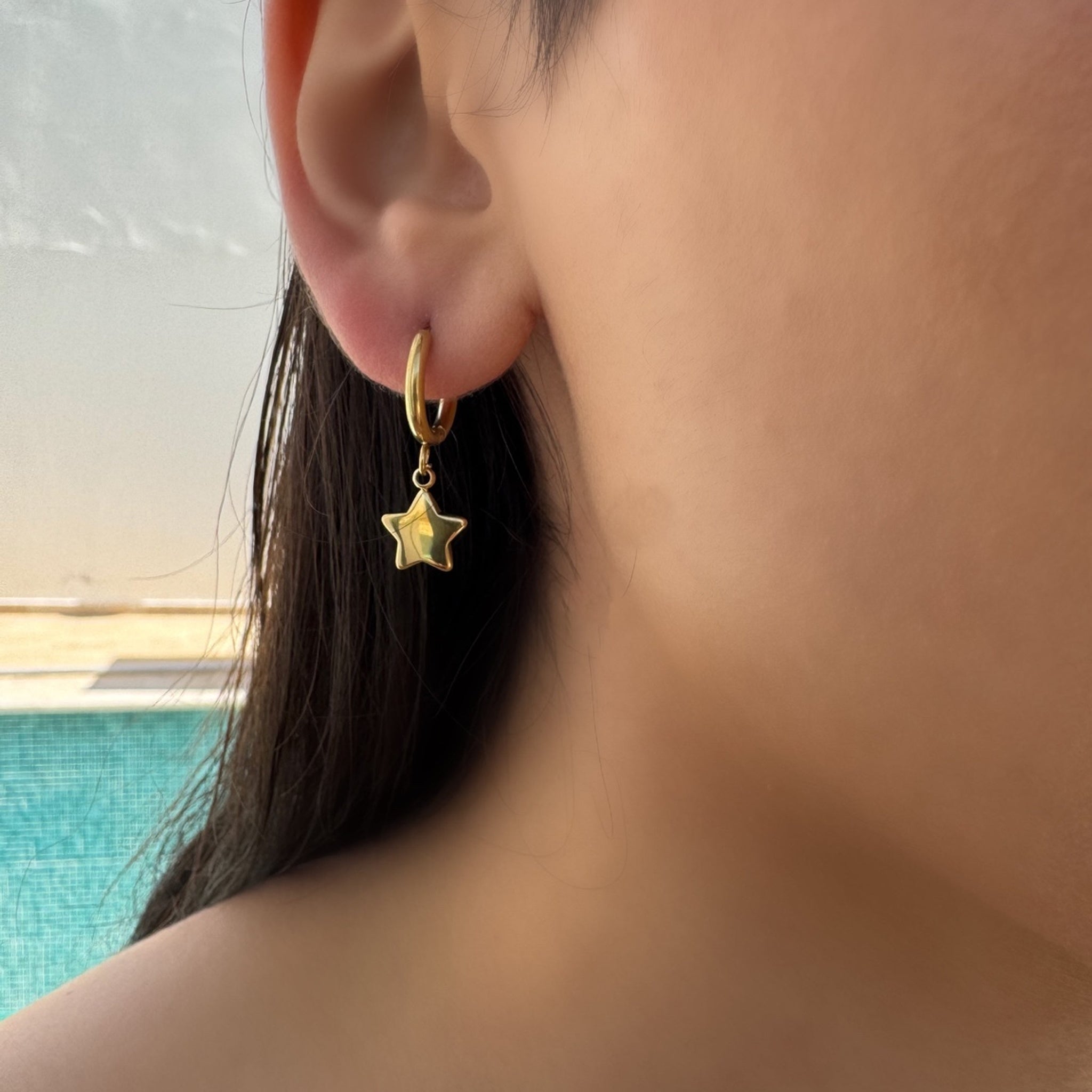 Boucle d’oreille stellara  doré en acier inoxydable 316L Ordiajade, résistant à l’eau et hypoallergénique