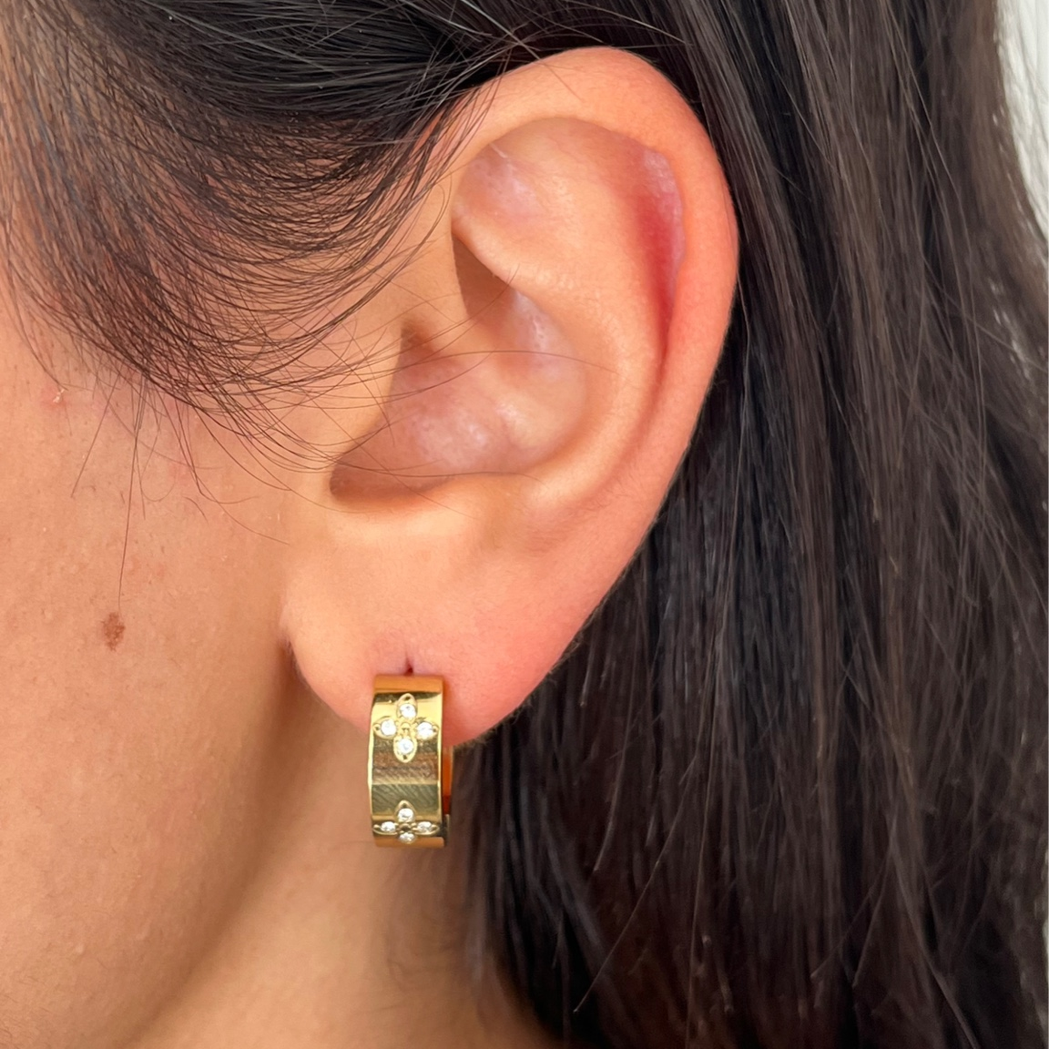 Boucle d’oreille Cristallina doré en acier inoxydable 316L résistant à l’eau