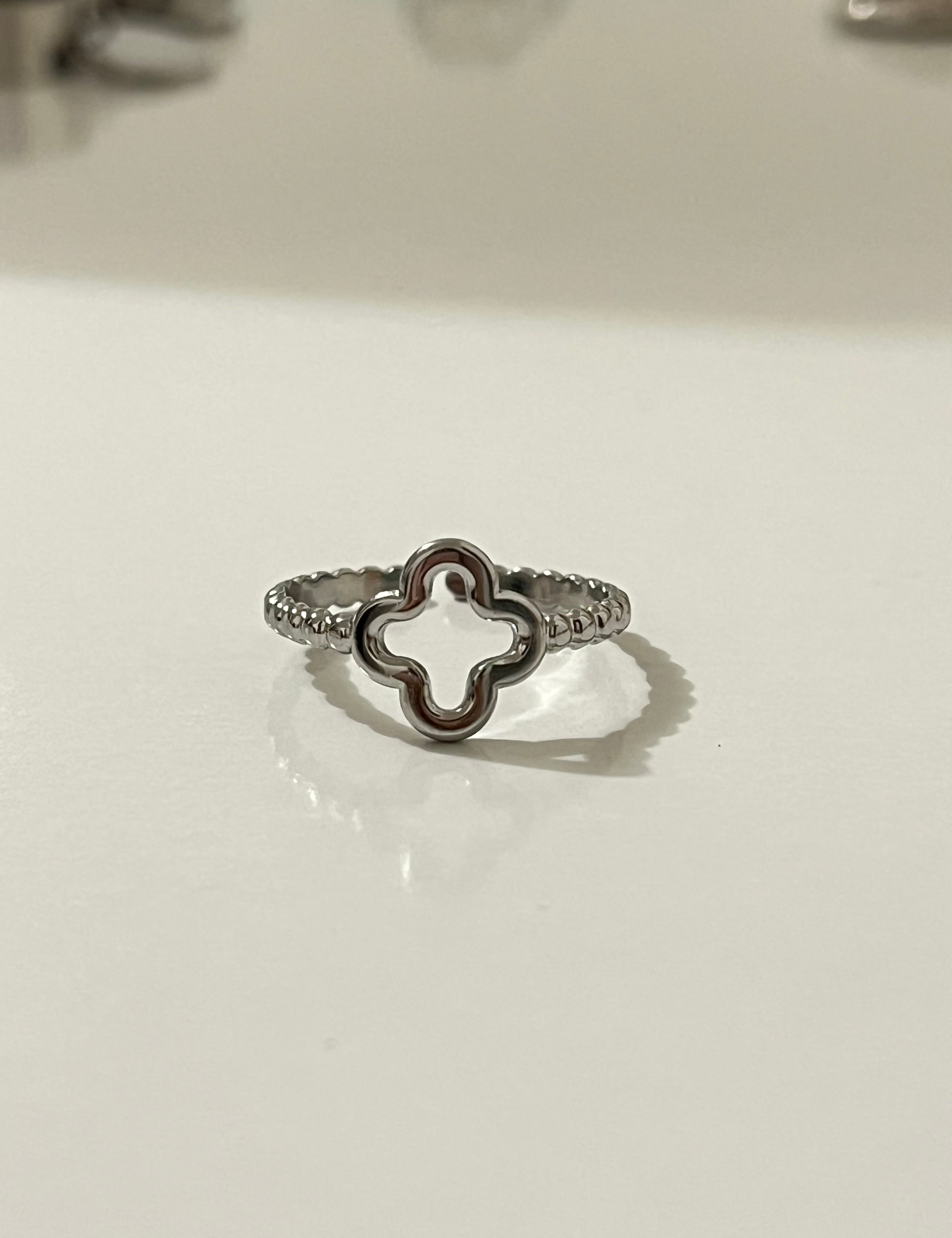 bague-good-trefle-argente-ordiajade.j
