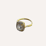 Bague Orlan en acier inoxydable doré avec pierre centrale brillante et strass - Ordiajade