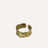Bague Regulia en acier inoxydable dorée au design texturé et martelé - Ordiajade