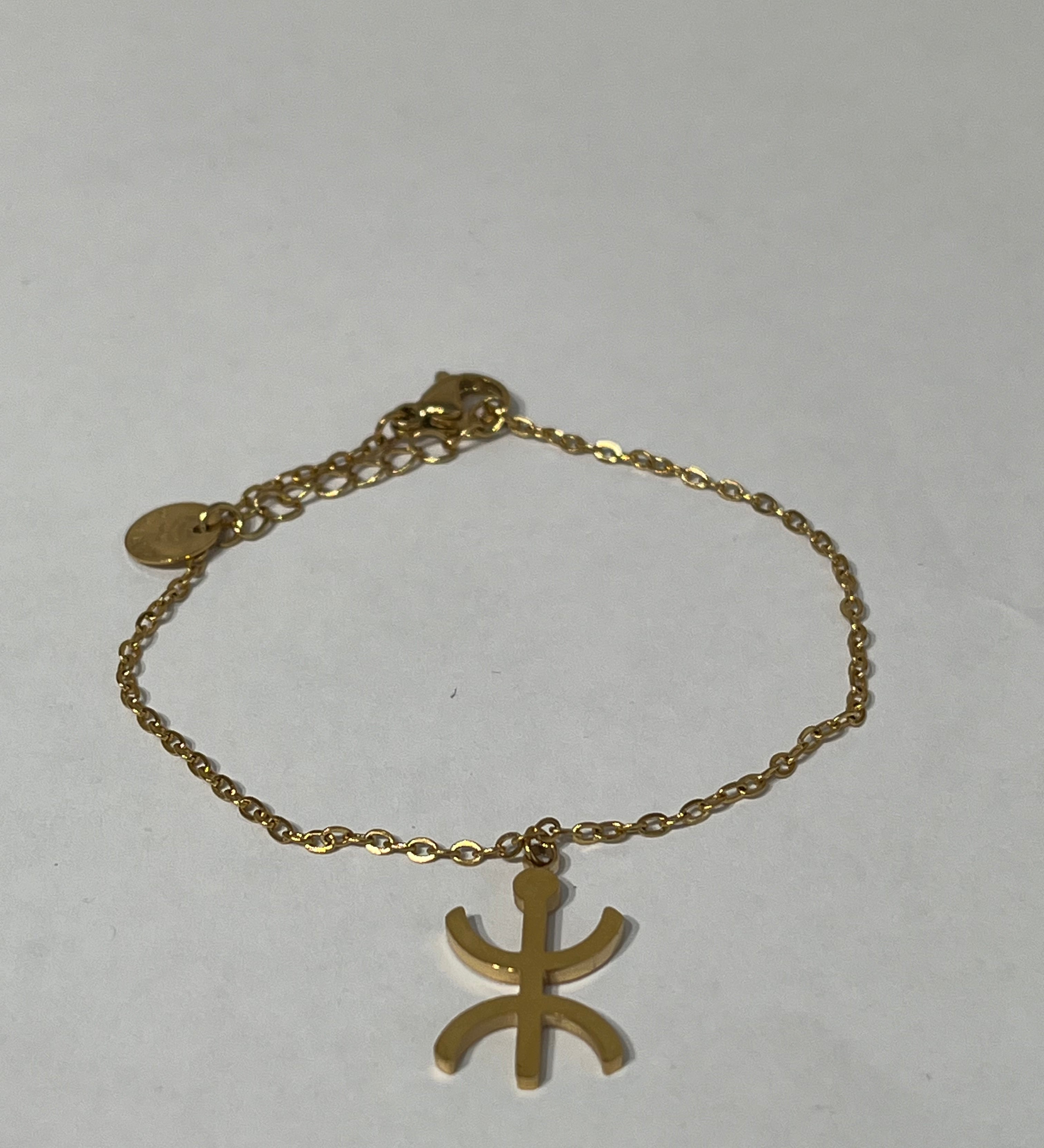 Bracelet Berber Origine doré à motif symbole Yaz Amazigh sur fond neutre - Ordiajade