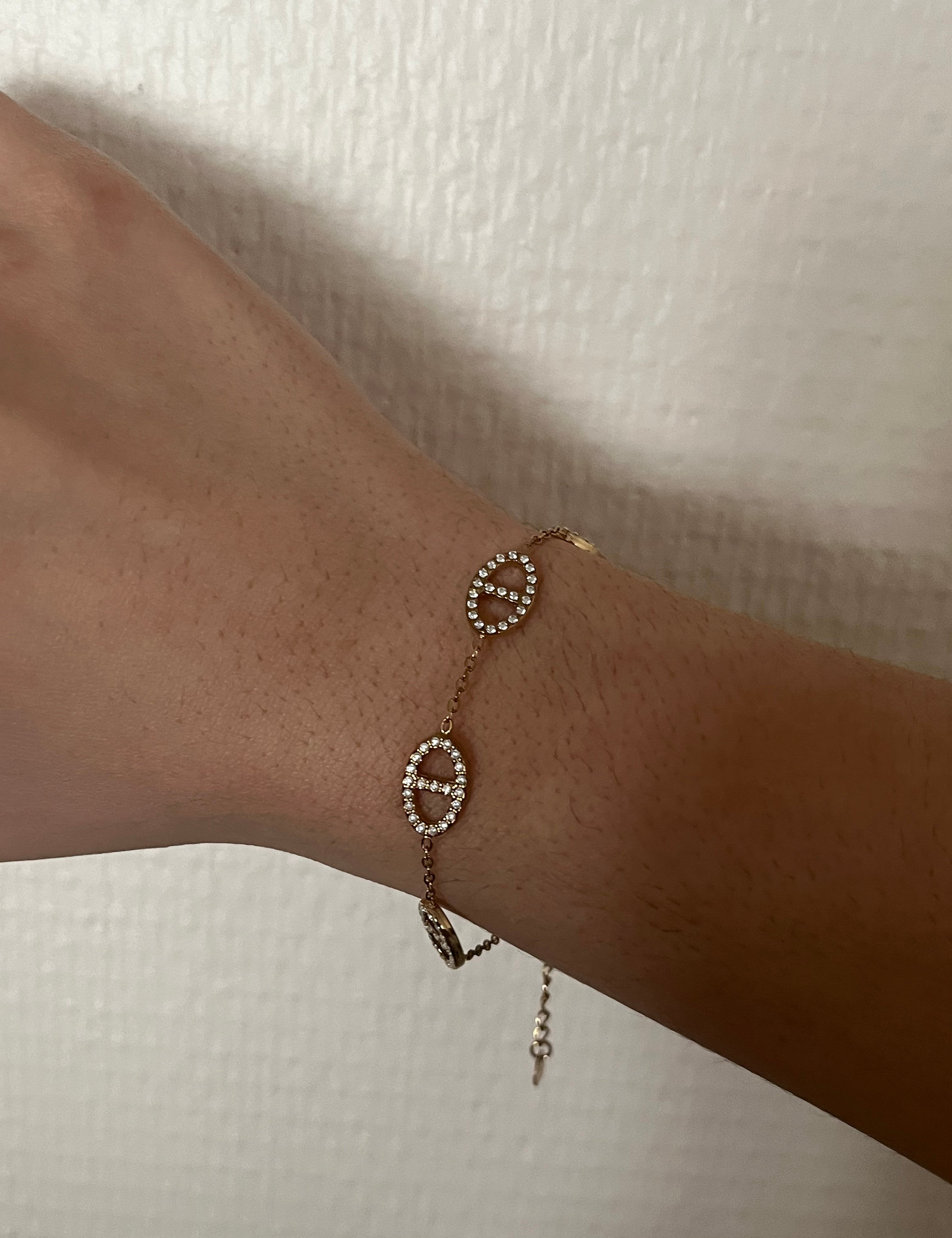 Bracelet fin doré en acier inoxydable avec motifs maillons sertis de zircons - Ordiajade