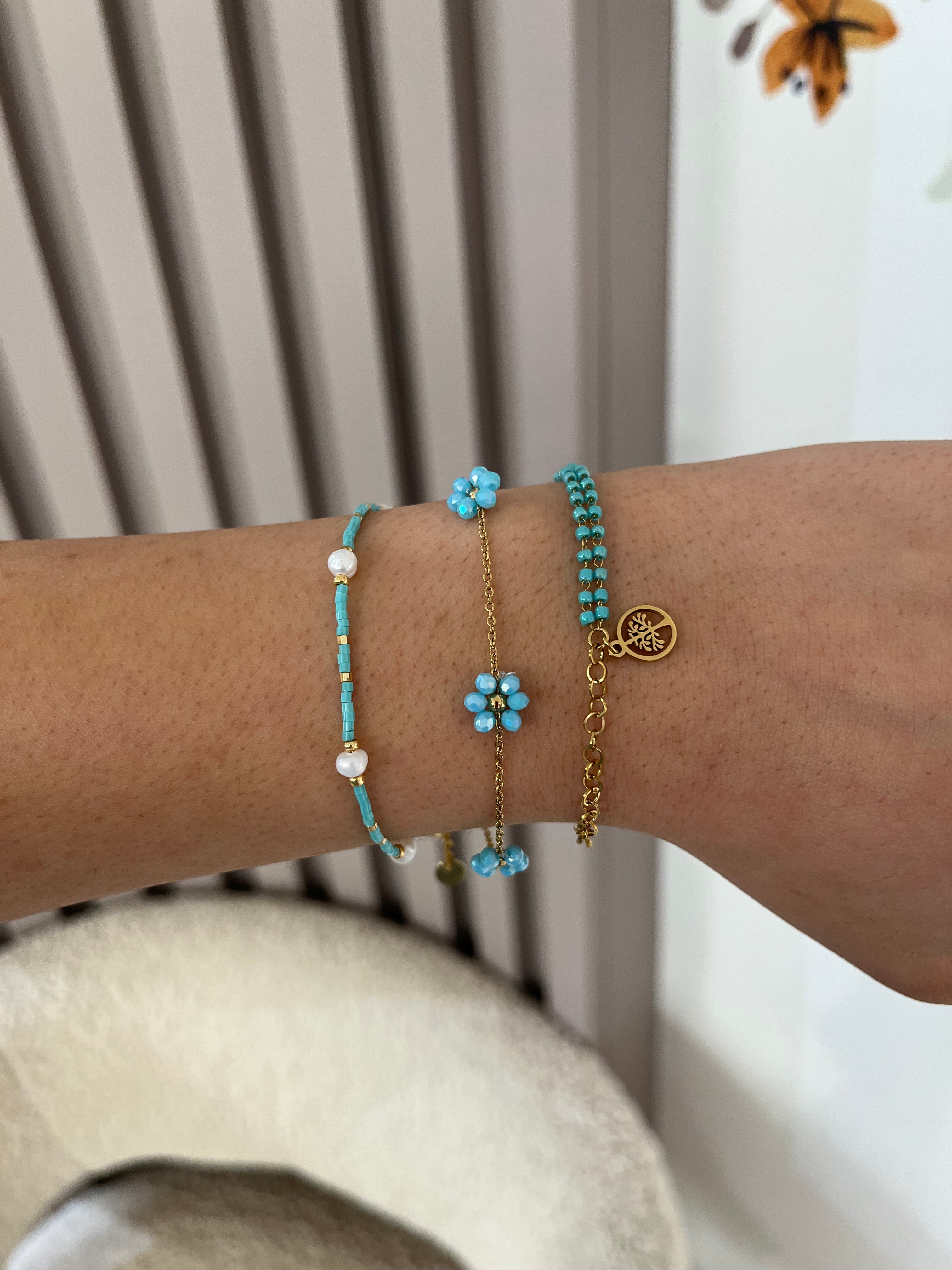 Bracelet Sirène porté en accumulation de bijoux au poignet - Ordiajade