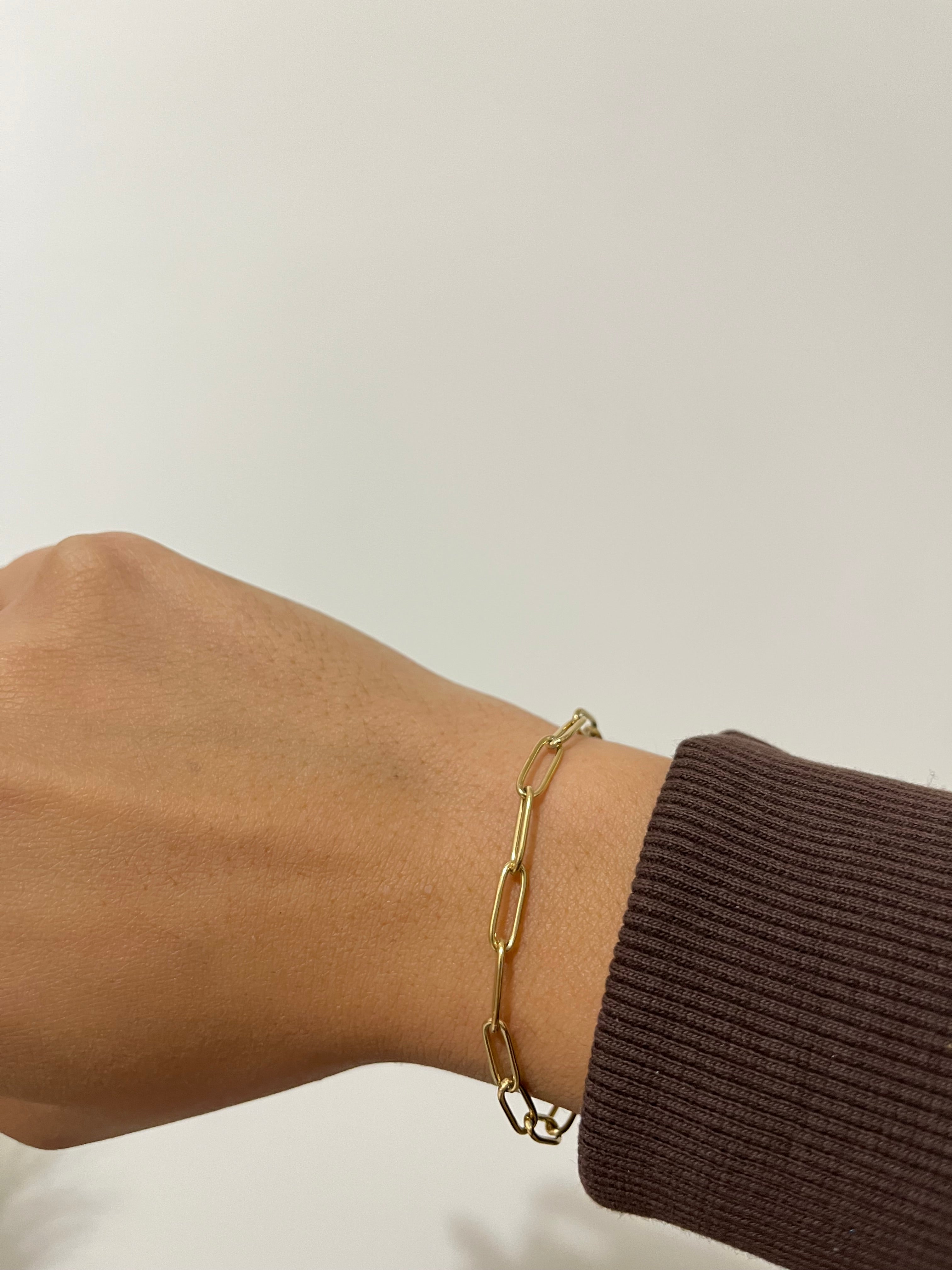 Bracelet spécial charm à maillons en acier inoxydable porté au poignet - Ordiajade