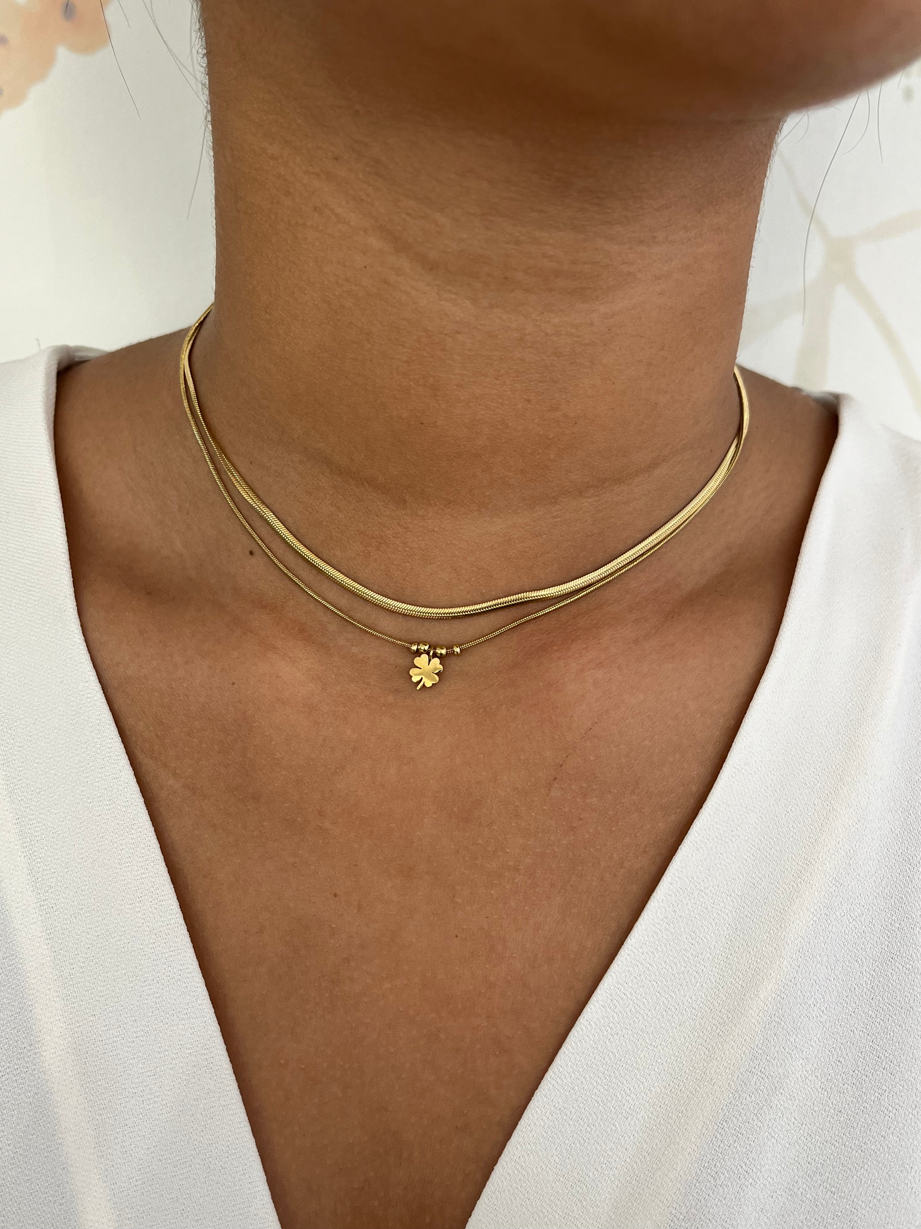 Collier Clara double rang doré en acier inoxydable avec maille serpent et pampille trèfle - Ordiajade