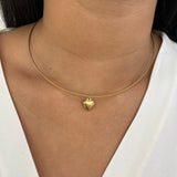 Collier Cœur de Love en acier inoxydable doré avec pendentif cœur bombé porté au cou - Ordiajade