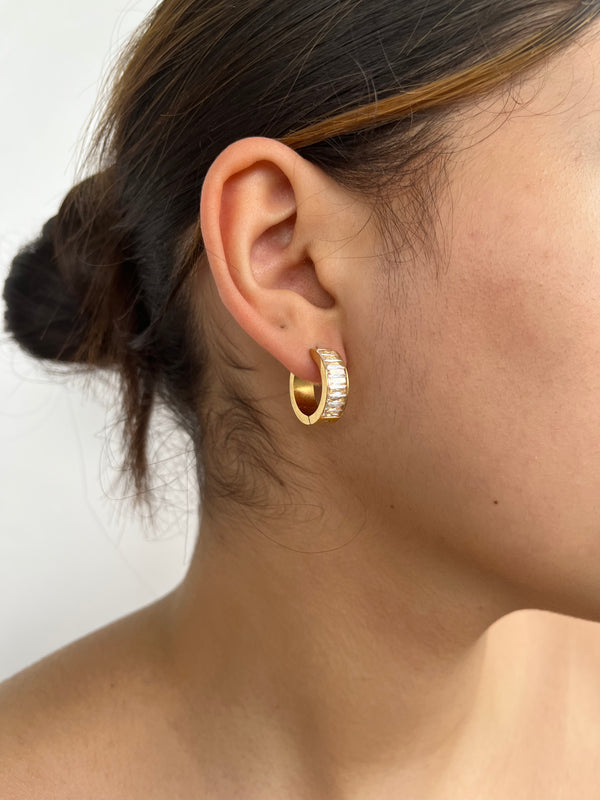 Game earrings