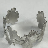 Bracelet rigide jonc Gaara argenté sculpté motif feuilles - Ordiajade