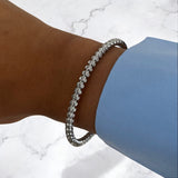 Bracelet jonc June argenté porté au poignet - Ordiajade